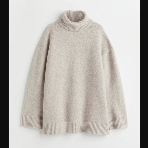 H&M Oversized Turtleneck Sweater Beige - Picture 1 of 6